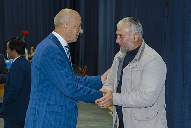 Спортсмены разыграли награды на коврах «Олимпийского»